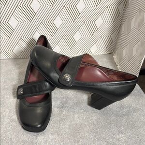 Abeo Ophelia Black Heels Classic women’s 9.5 bio built in orthotic 9 1/2